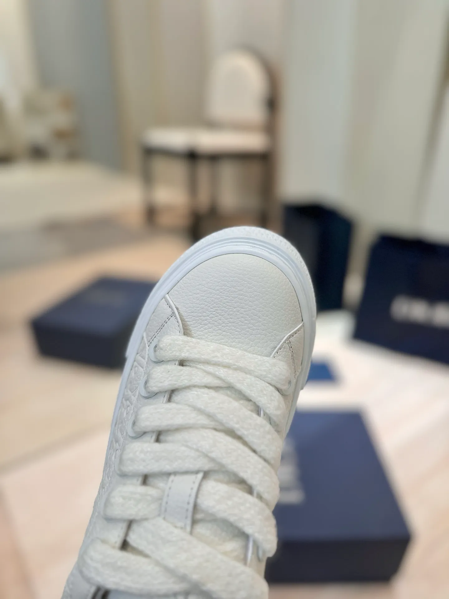 👟👟Ex-factory price 600👟👟 (Top version) Dior 2025 autumn and winter haute couture series new men's shoes CD jelly-colored flat casual shoes Dior and STONE ISLAND B33 round toe lace-up canvas skate shoes Stars' same style Oblique letter logo embroidered retro color-blocking sneakers The top high-end version on the market ✅ Upper: imported custom calfskin/suede leather ✅Inner: water-dyed cowhide lining ✅Outsole: original open-molded Tpu outsole ✅Packaging: full set of original box ✅Size: 35-45 (46 pieces customized, non-refundable)